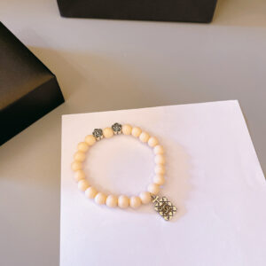 125Chanels latest hot styleManufacturer direct selling priceOriginalChanel bracelet