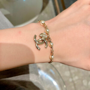 P75 ChanelPearl Double C Bracelet