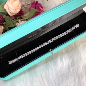 2551617 sizes 925Tiff Eight Hearts and Eight Arrows Tiffany Luxury Marquise Full Diamond Cluster Series Marquise Diamond BraceletCelebrity Luxury Big Brand HighendSparkling Quality S925 Sterling Silver Perfectly Made Every tiny detail is patiently polished by master craftsmen