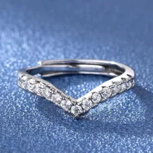Vshaped diamond ring for women with Vshaped row of diamonds small broken diamond guard ring row of diamond rings stacked crown electroplated rose gold