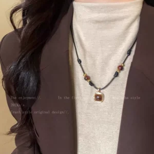 Tiger eye stone braided leather rope necklace autumn and winter 2024 Yadan new hot style sweater retro style matching
