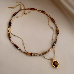 Temperament double layer stacked autumn and winter Maillard beaded tiger eye stone pendant necklace retro temperament internet celebrity sweater chain