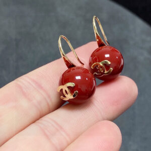 50 new model Simple New Year red cherry  color pearl earrings and ear hooks This earring is really super beautiful  It looks simple in design  but the wearing effect is amazing  Even with small earlobes like me it is ok The upper ear is super elegant