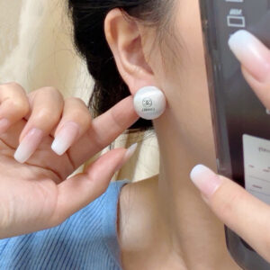 55New Xiaoxiang chanel brushed silver earrings Hotselling model synchronized exquisite and delicate workmanship heavyduty version super fairy and beautiful one super careful and no loopholes comparable to zp you can earn money when you buy earrings