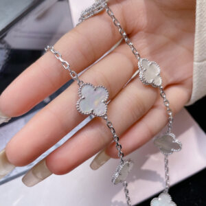 Van Cleef  Arpels CollectionWhite gold white motherofpearl tenflower necklaceIf you need original packaging please contact customer service