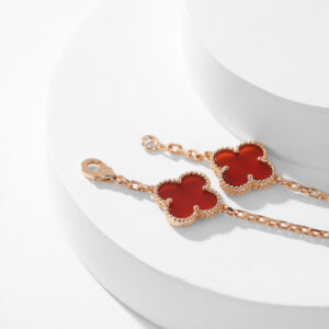 Van Cleef  Arpels CollectionRose gold carnelian ten flower necklaceIf you need original packaging please contact customer service