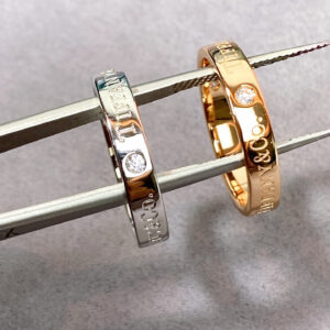 No 5678T family threediamond letter ring 3mm wide and narrow ringThis ring is also quite popular simple and elegant to be honest the sex is really high The pair I bought are 3mm narrow designed with smooth and simple lettersOur Z product follows Z1 The external engraving adopts CNC 360 degrees There are no dead corners and the inner wall is as smooth as Z The narrow version has the number of three diamonds 58 yards